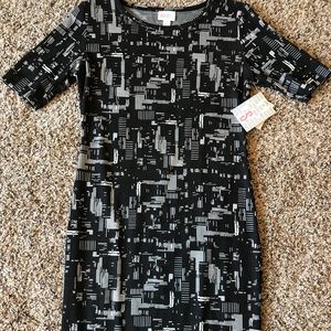 Small Lularoe julia